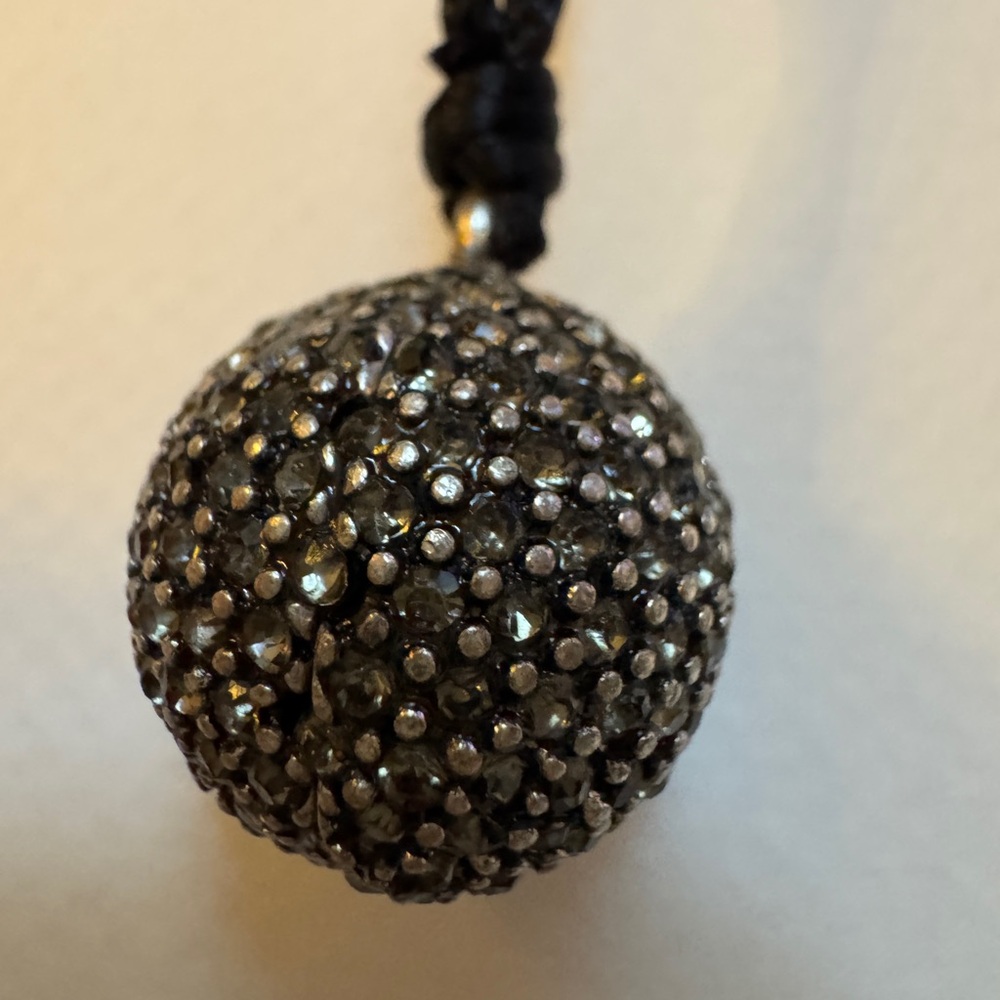 NWT J Jill Black Crystal Sphere Pendant Necklace SPARKLE Very Cool Adj cord
